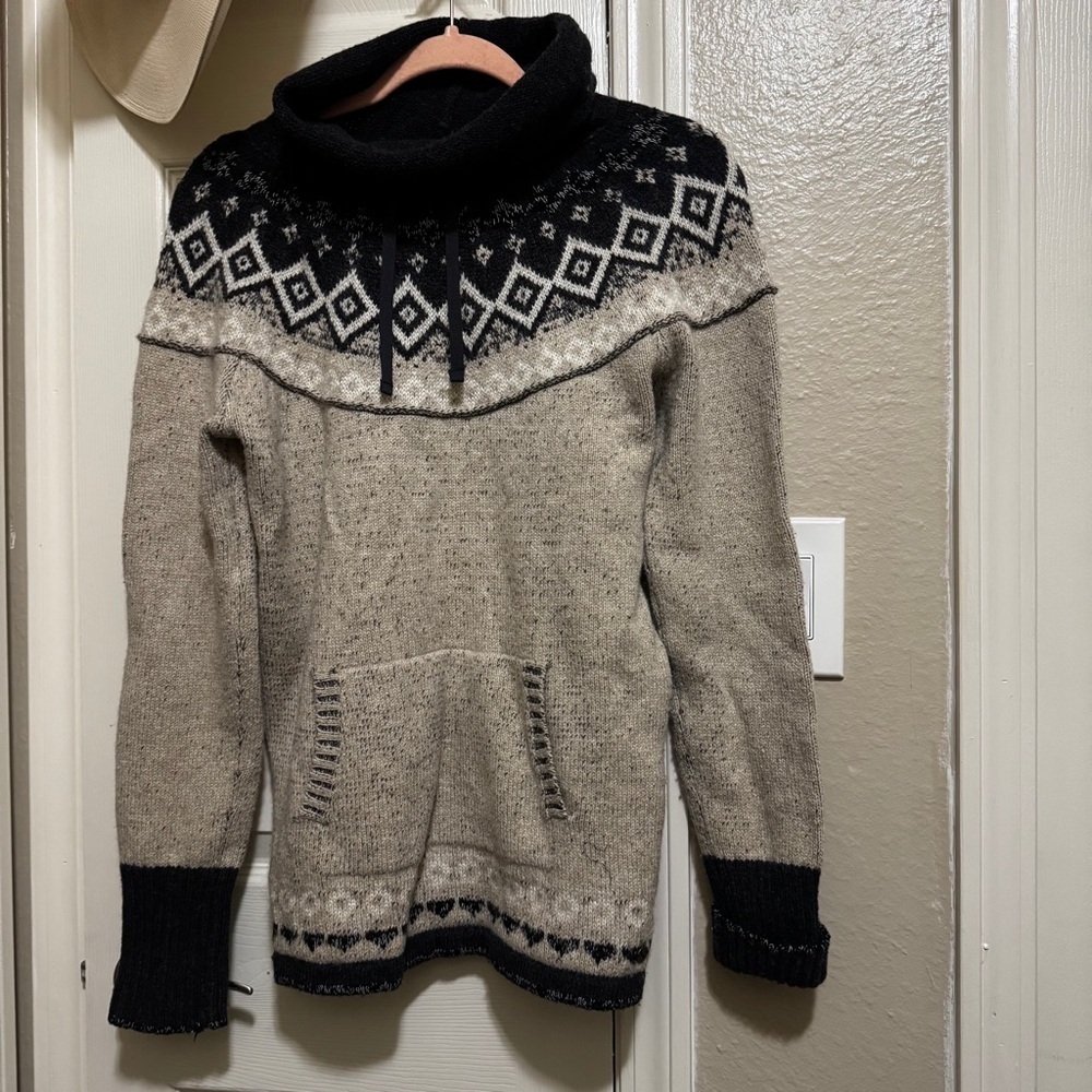 Eddie Bauer mohair and wool cowl neck sweater - Picture 3 of 9